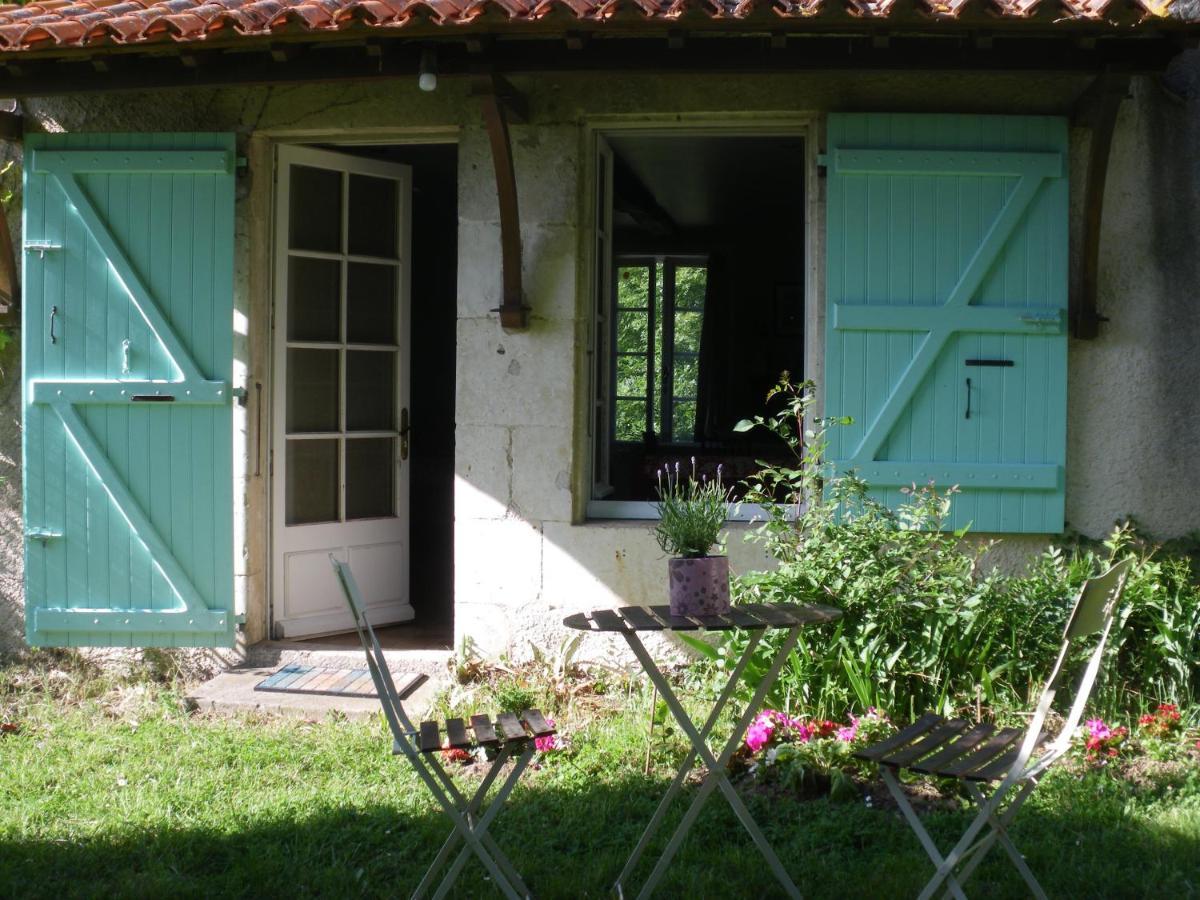 La Metairie Du Pont Bed and Breakfast Sainte-Hermine Εξωτερικό φωτογραφία