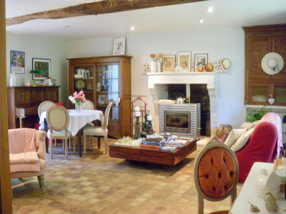 La Metairie Du Pont Bed and Breakfast Sainte-Hermine Εξωτερικό φωτογραφία