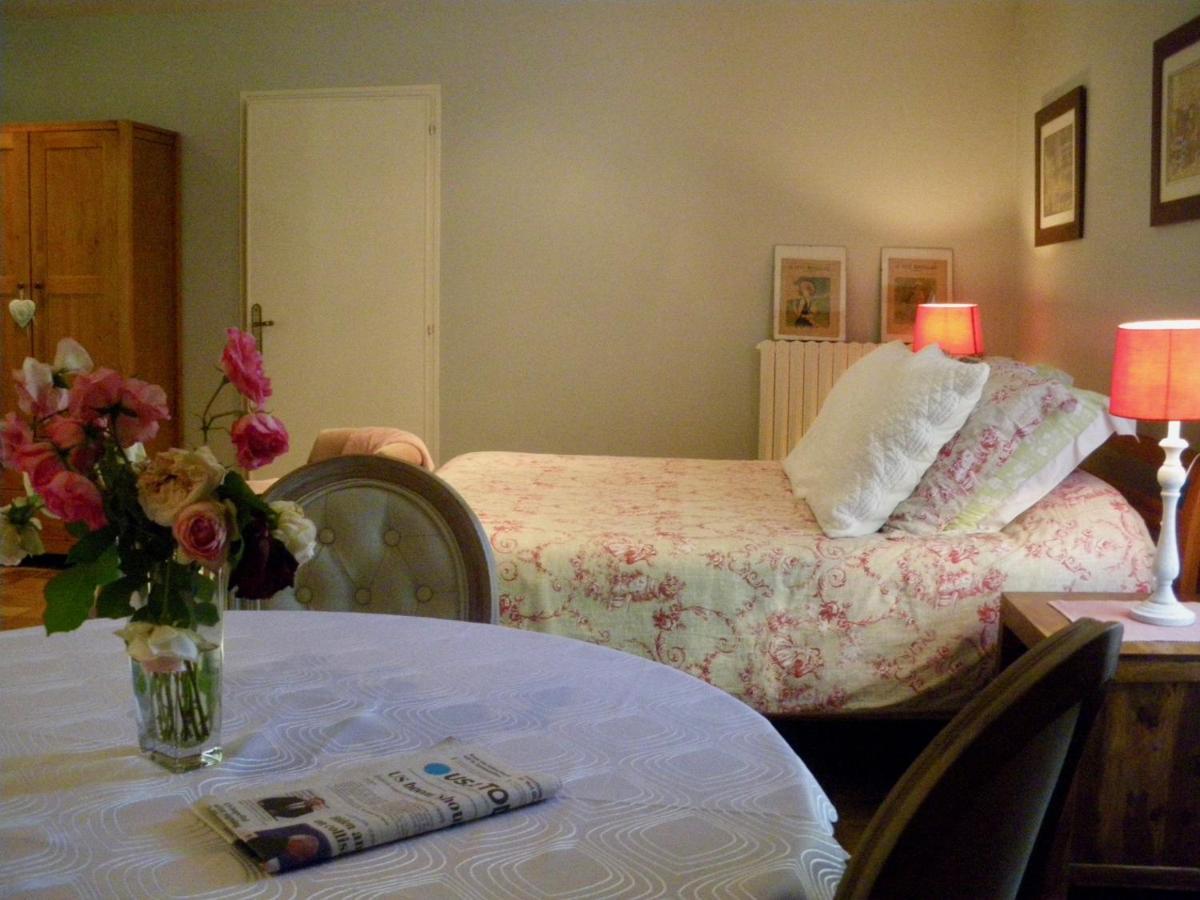 La Metairie Du Pont Bed and Breakfast Sainte-Hermine Εξωτερικό φωτογραφία